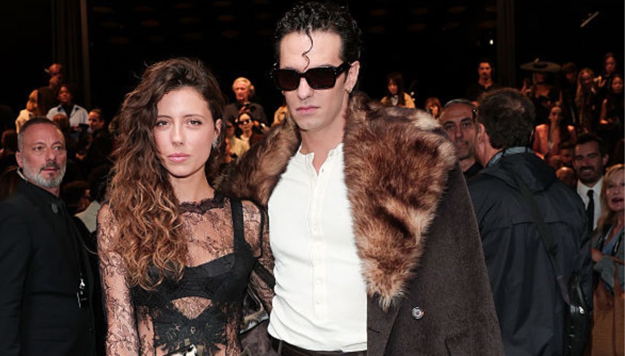 Milano Fashion Week 2025, Achille Lauro e Celeste Dalla Porta sono la coppia del momento