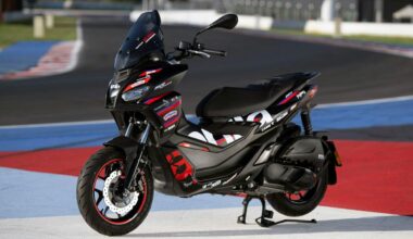 Aprilia SR GT Replica 2025 - Grinta da pista