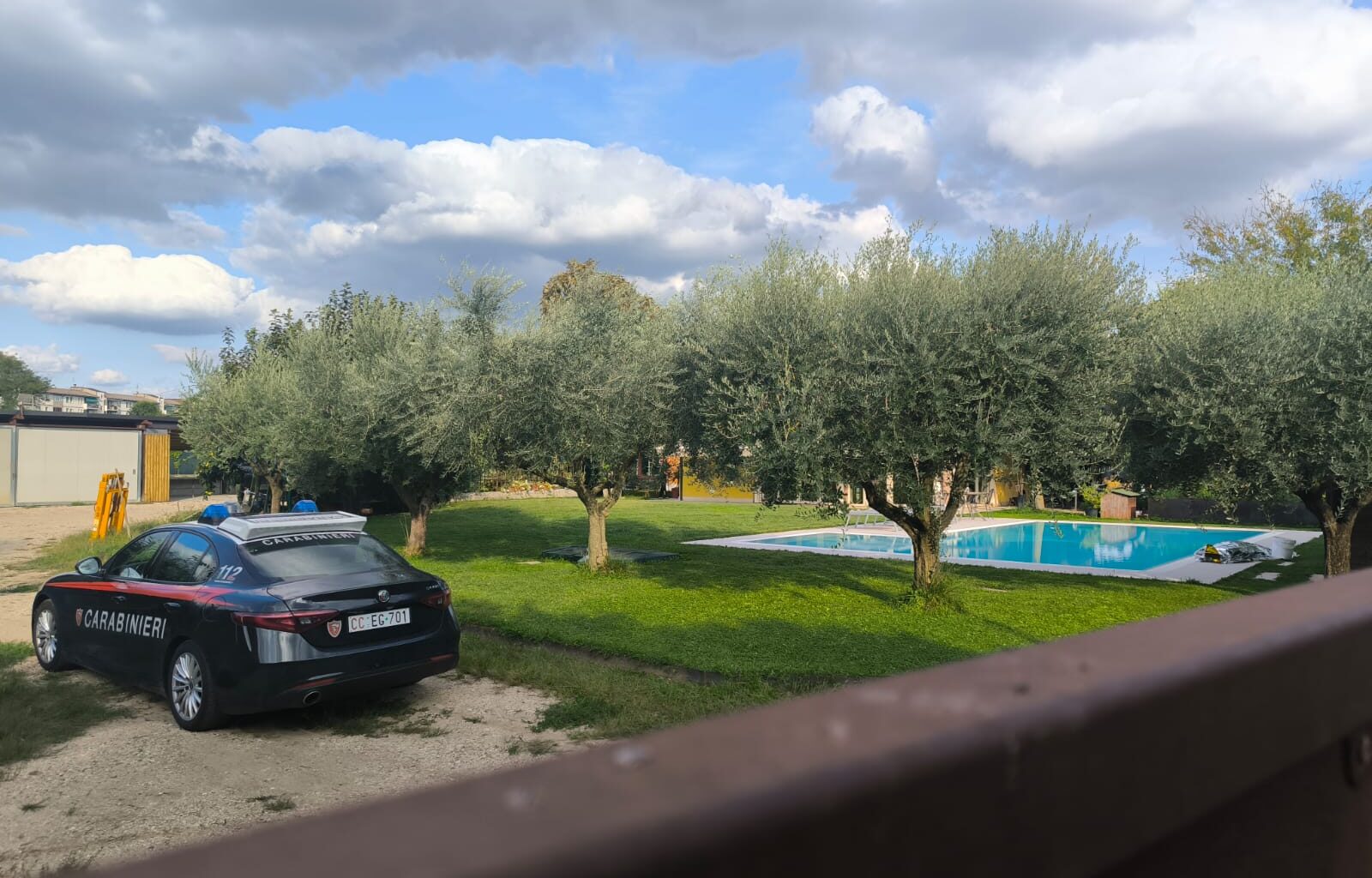 Tragedia a Verona: 16enne annega in piscina