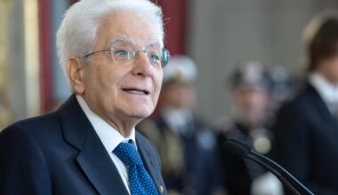 Mattarella firma 4 decreti di grazia, tra questi un ragazzo che uccise padre violento