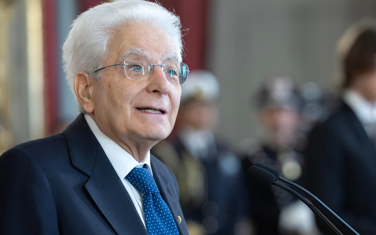 Mattarella firma 4 decreti di grazia, tra questi un ragazzo che uccise padre violento