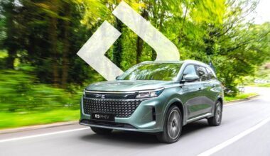 DFSK mostra le novità E5 Plus PHEV e Glory 500 Turbo