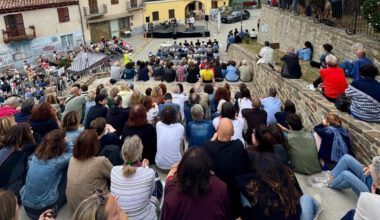 oltre 800 persone per chiudere la mostra "In assenza di gravità" - Targatocn.it