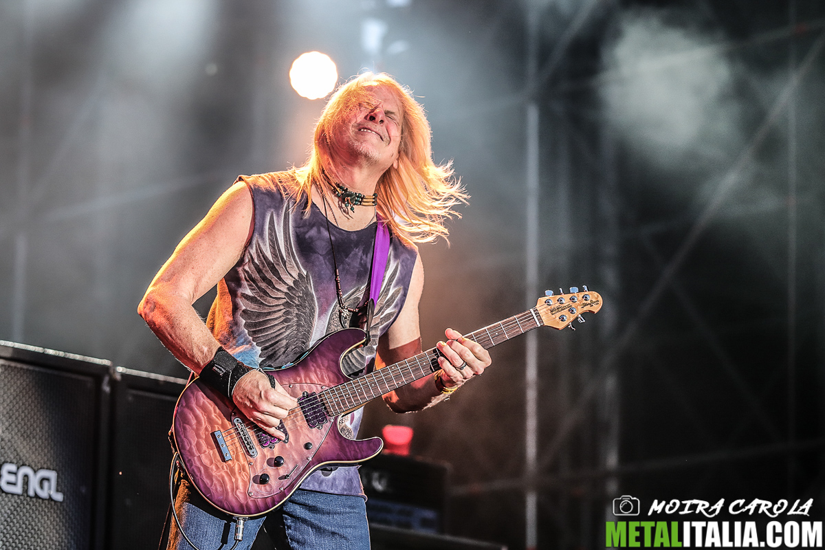 in arrivo il nuovo album "Triangulation"