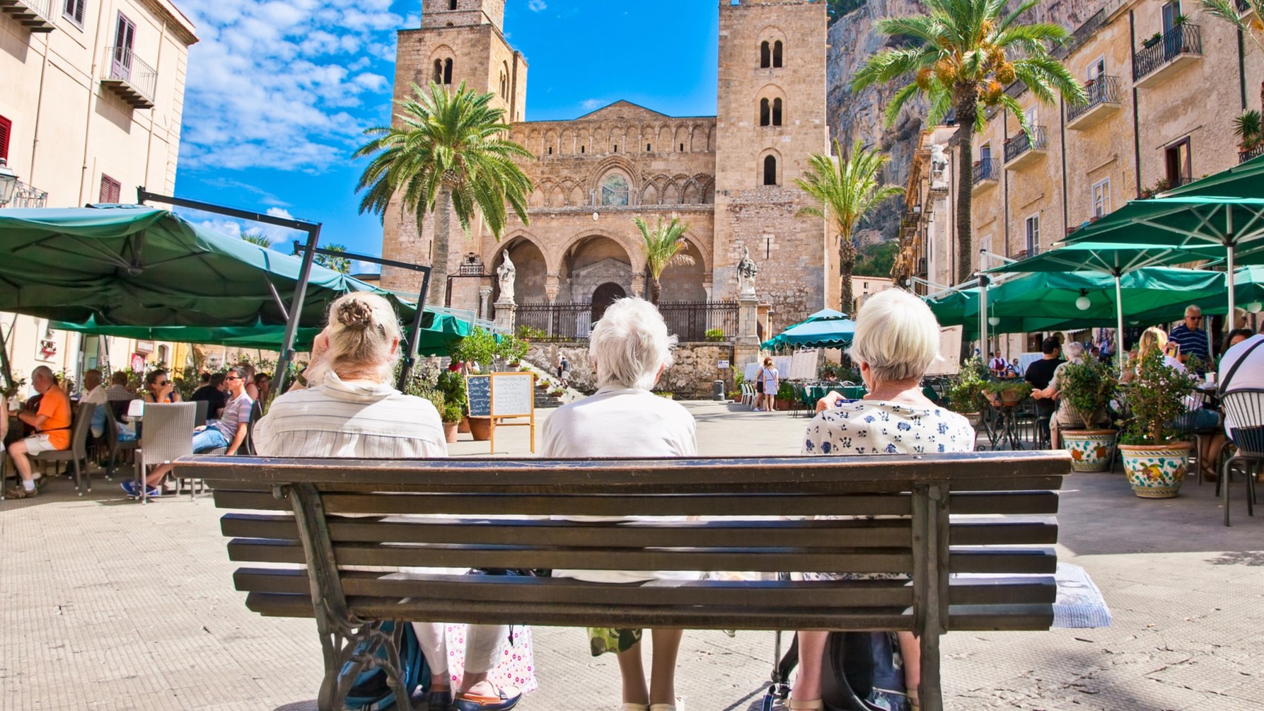 Sicilia meta ideale per chi è in pensione: ecco quando ti serve al mese per vivere bene