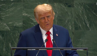 L'attacco di Trump: “L'Onu non fa che produrre parole vuote e incoraggia l'invasione dell'Occidente con i migranti”. Sulla Russia: "Ok sanzioni ma l'Ue smetta di comprare gas, è imbarazzante"