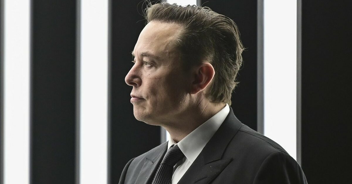 l'inchiesta shock del New York Times racconta il delicato rapporto tra Elon Musk e il padre