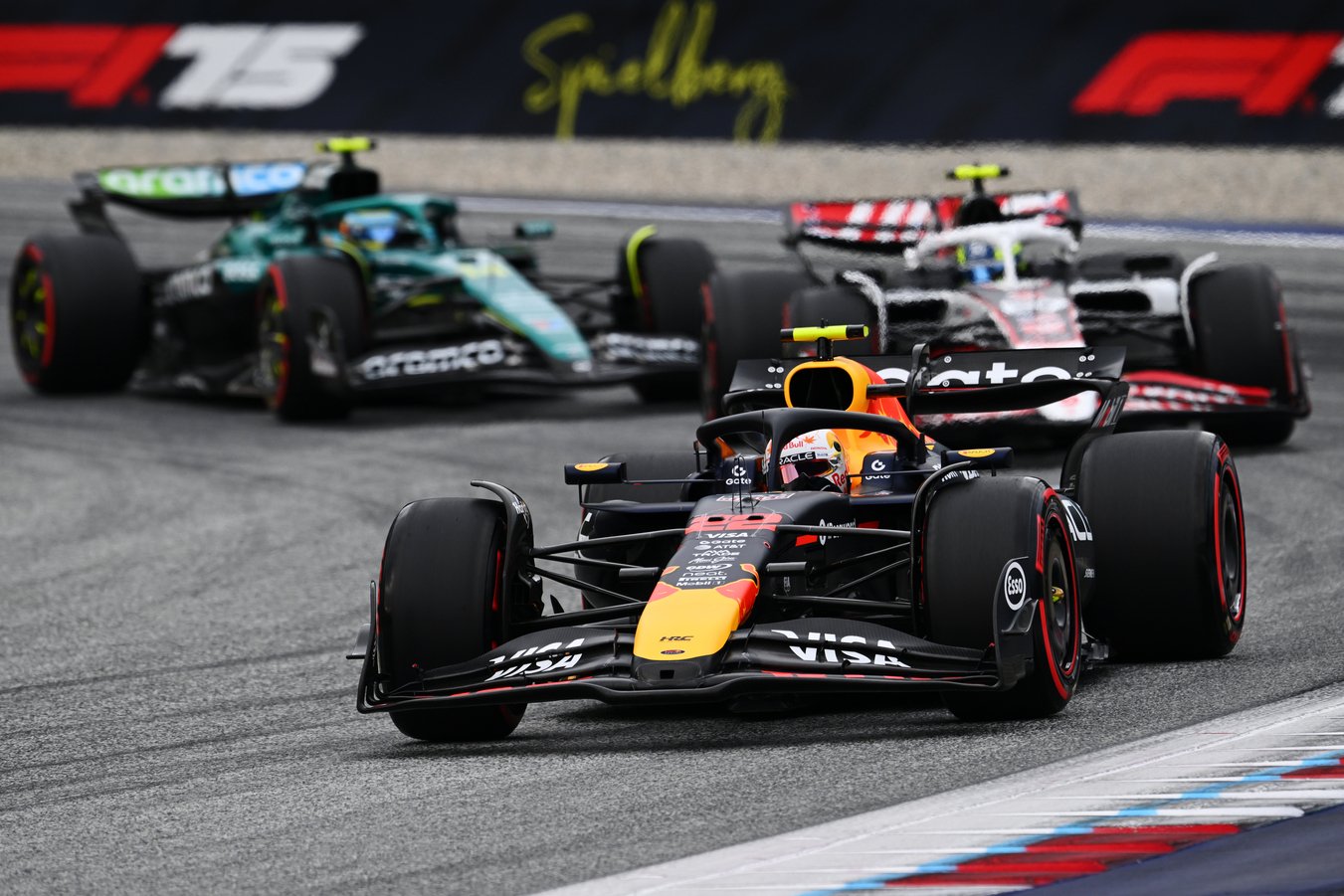 Lenovo e la regia invisibile che guida la Formula 1