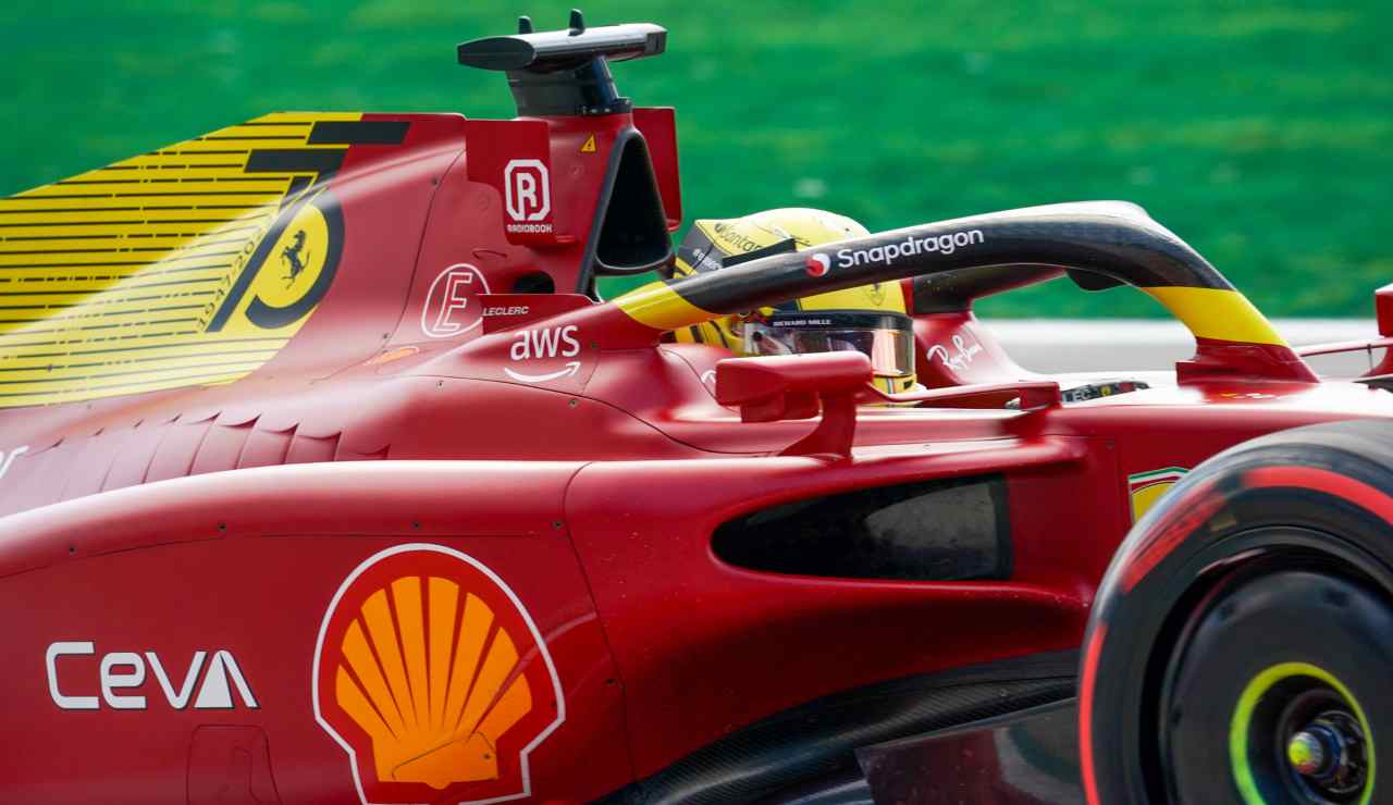 Formula 1, dramma in Ferrari: il pilota verso la squalifica | A Monza ha sbagliato tutto e ora deve scontare la durissima penalità