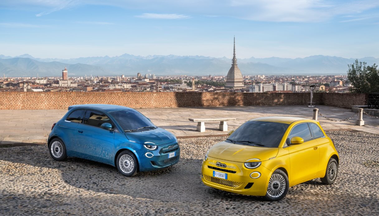 Fiat 500 Torino, la Cinquina torna a Mirafiori con motore ibrido e un prezzo speciale