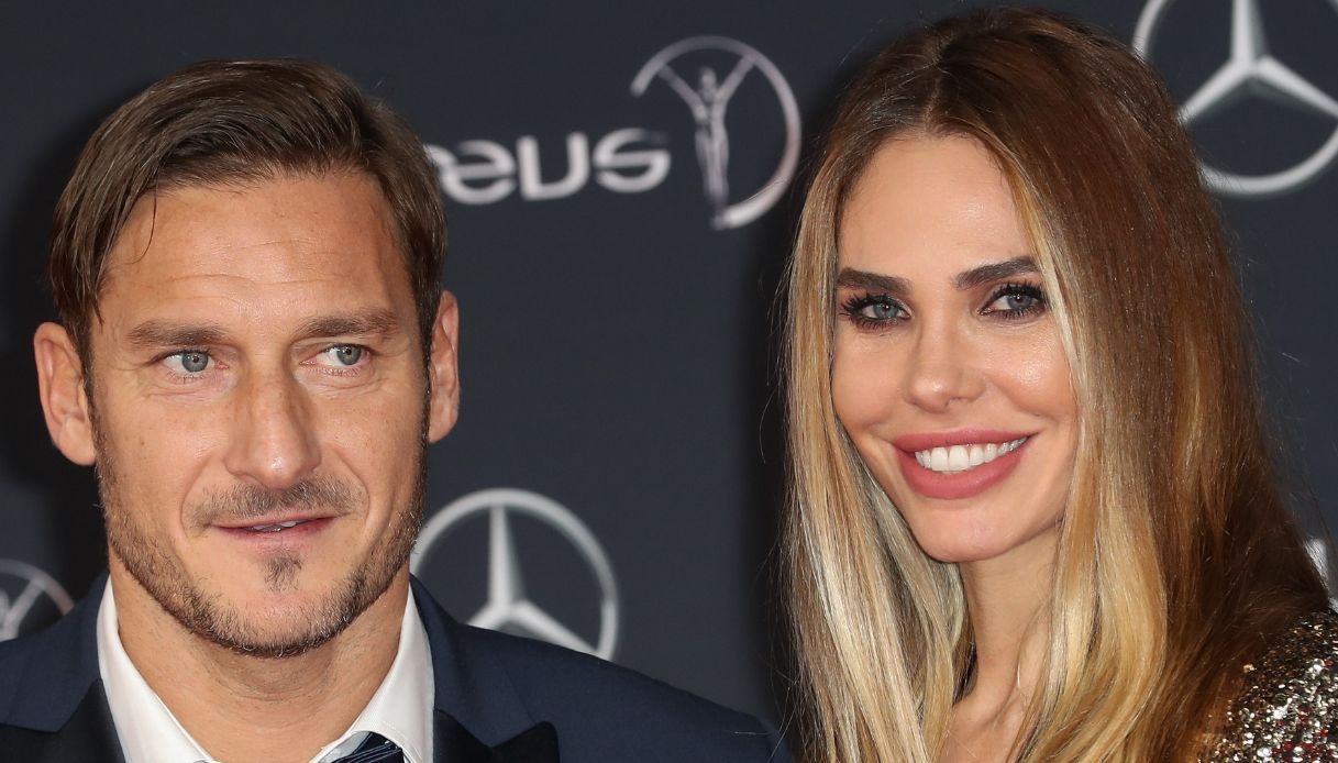 Totti si è fatto autogoal? La data di anniversario con Noemi darebbe ragione a Ilary