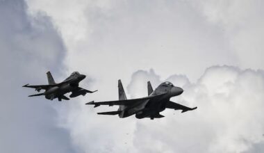 Usa, Pentagono: aerei militari venezuelani hanno sorvolato nave della marina americana
