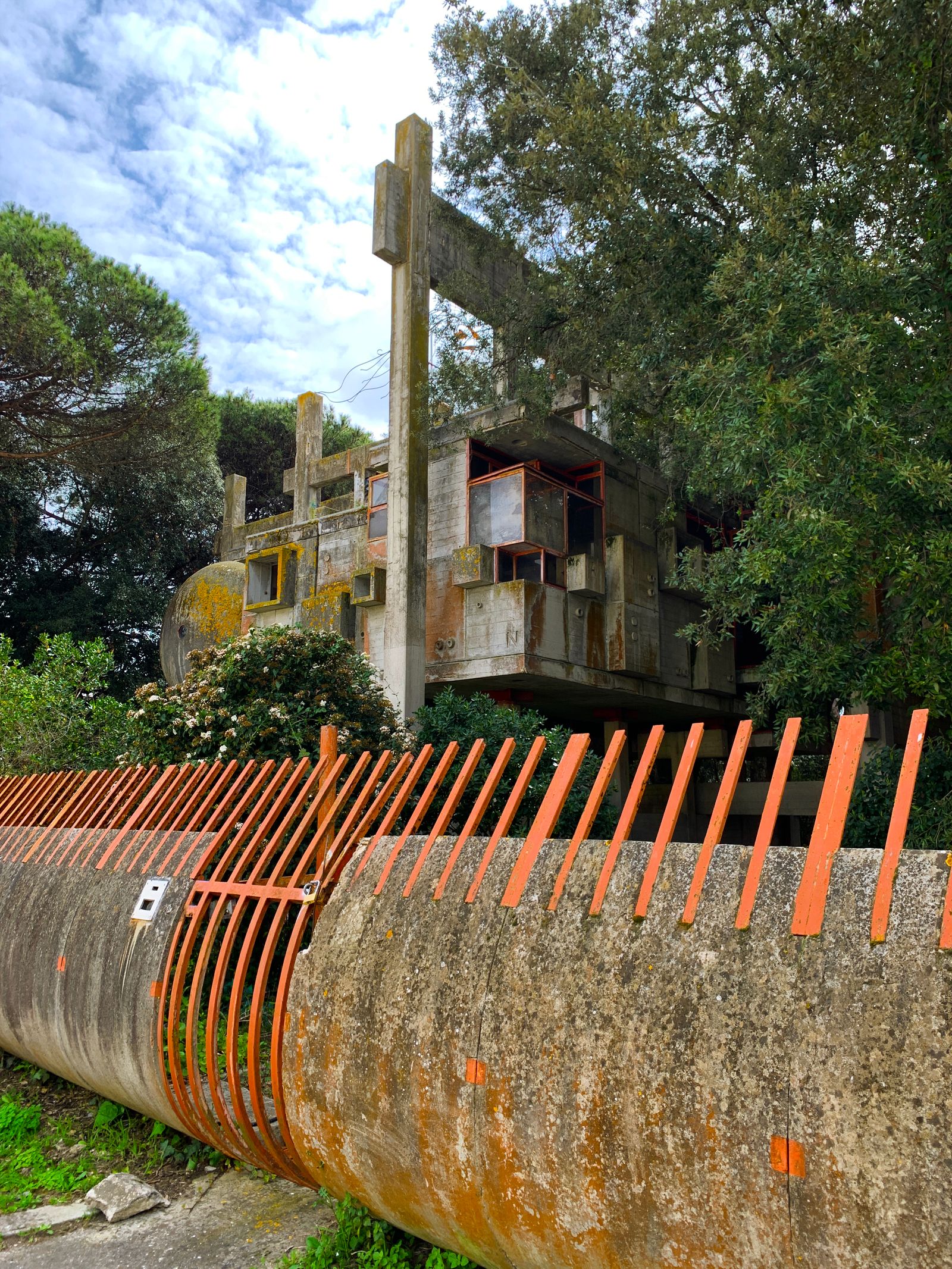 casa brutalista Casa Sperimentale a Fregene