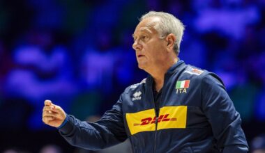 È da quarant'anni che Julio Velasco rende grande il volley italiano, e non ha ancora finito