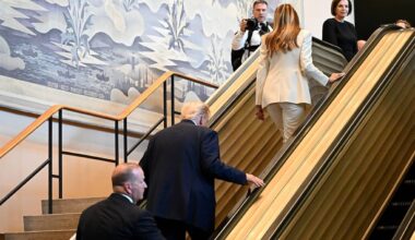 La scala mobile bloccata e il gobbo fuori uso, l'ira di Trump per gli imprevisti all'Onu