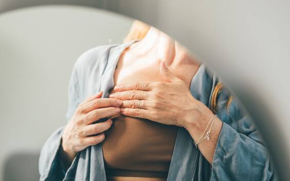 Tumore al seno, allattare dopo la malattia è sicuro: lo studio