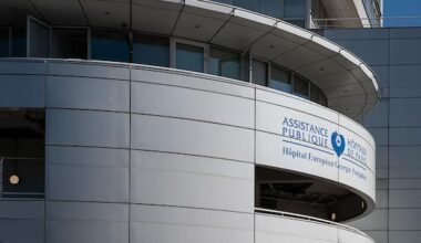Ospedali francesi pronti a scenari di guerra per soccorrere soldati feriti
