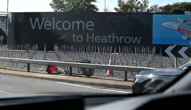Londra, evacuato l'aeroporto di Heathrow: perdita di materiali pericolosi