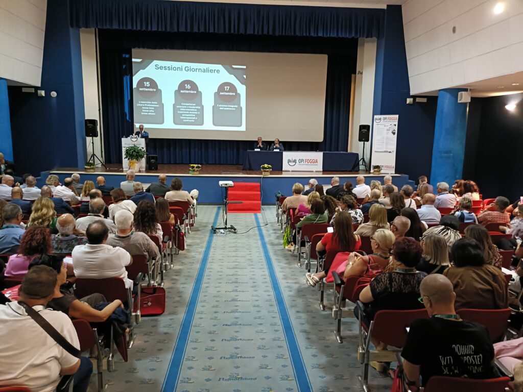 IMG20250915160753-1024x768 Convegno Nazionale OPI Foggia. Infermieri vanno oltre i confini dell’assistenza, tra narrazioni e modelli a confronto.