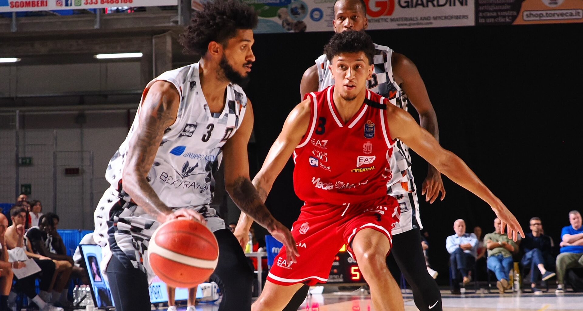 La Bertram perde il Memorial Bottacin, l’Olimpia Milano si impone a Vigevano 81-70