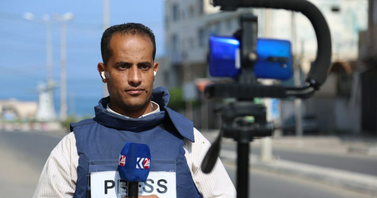 Il racconto dei reporter di Gaza: “Ogni giorno alla prima esplosione prendiamo la telecamera. Israele non vuole che documentiamo la fame e i crimini contro i civili”