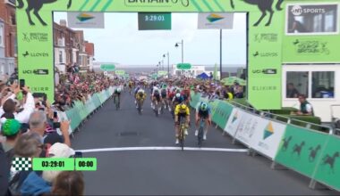 Tour of Britain 2025, Olav Kooij rimonta Tord Gudmestad e si prende la prima tappa - 5° Alberto Dainese
