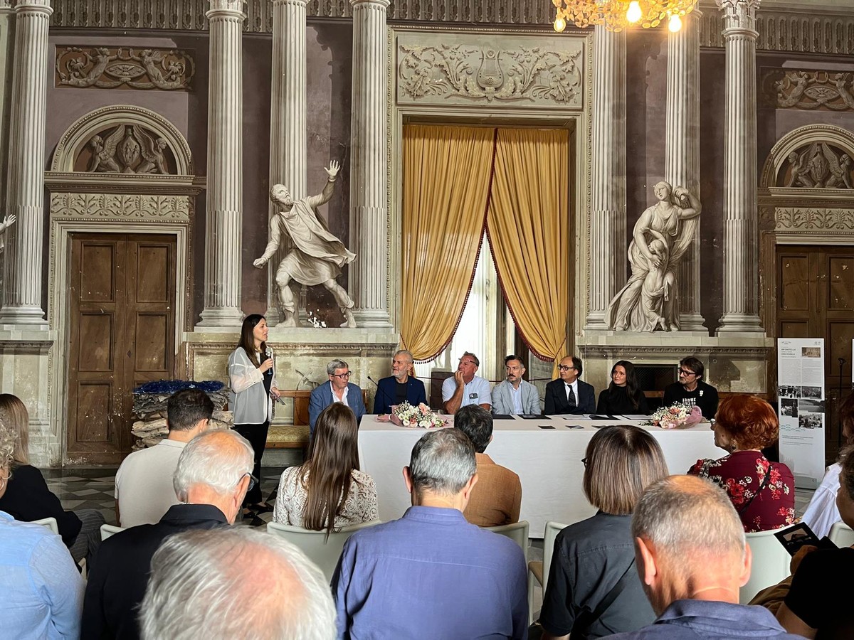 la mostra di Gianni Depaoli al Castello Reale di Govone - Targatocn.it