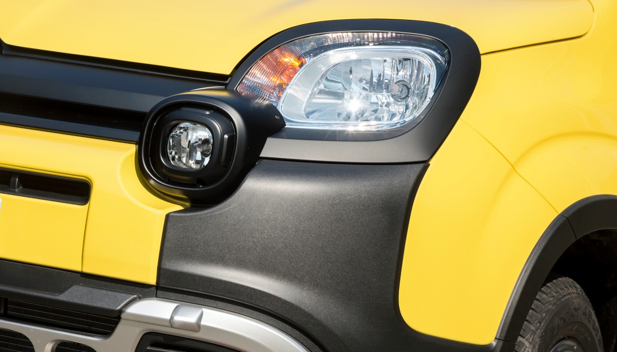Le auto più vendute in Italia ad agosto 2025: un podio sorprendente