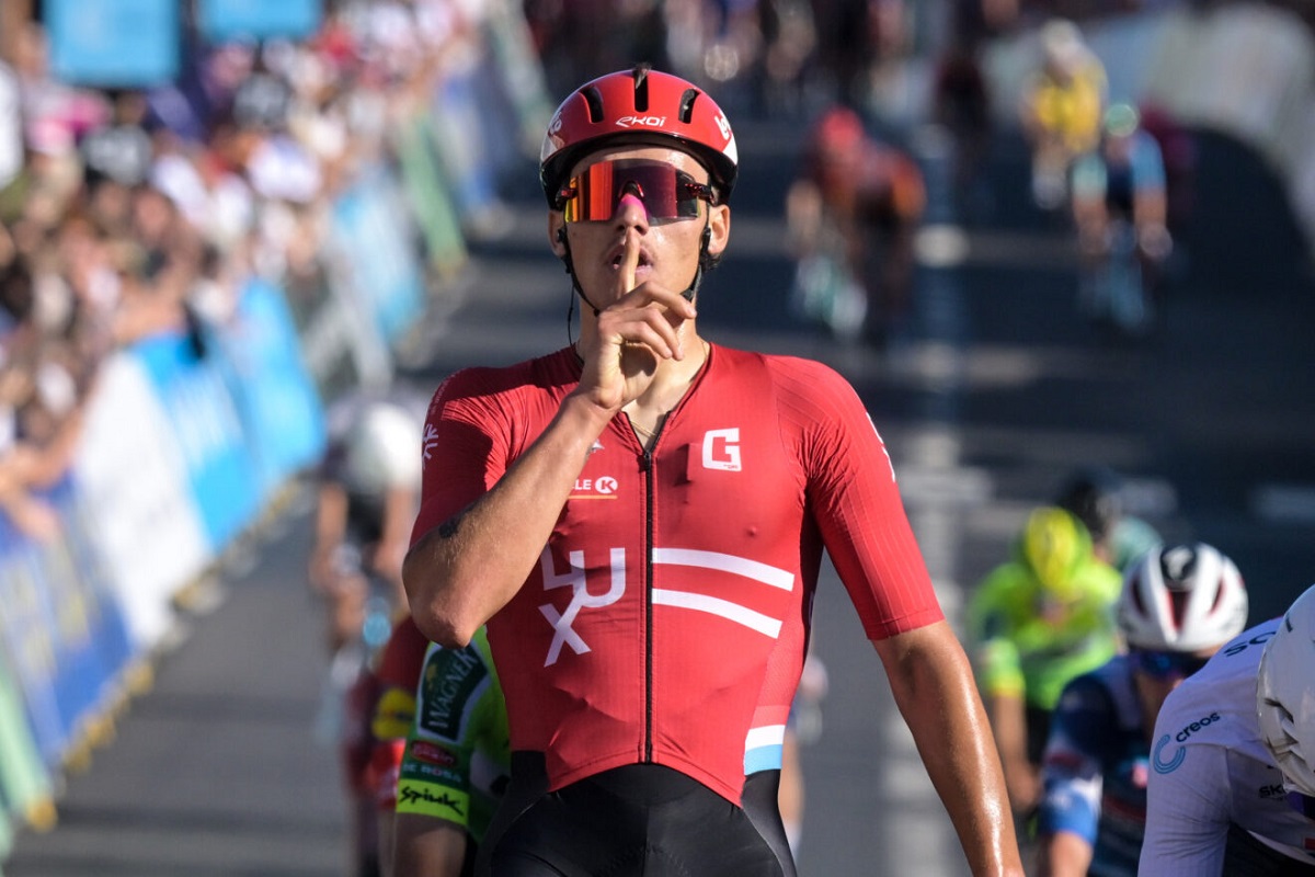 Giro del Lussemburgo 2025, Mathieu Kockelmann sorprende in volata - 2° Andrea Vendrame, 6° Giacomo Villa