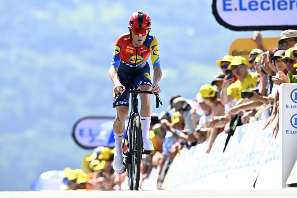 Giro del Lussemburgo, doppietta di Skjelmose a Vianden. Tappa e maglia per il danese