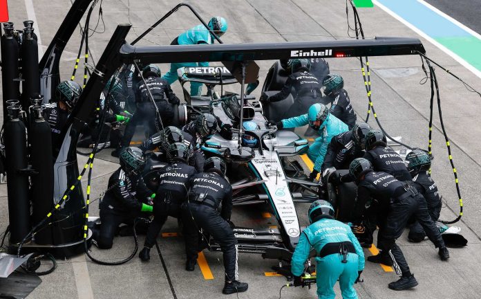 Mercedes-AMG-PETRONAS