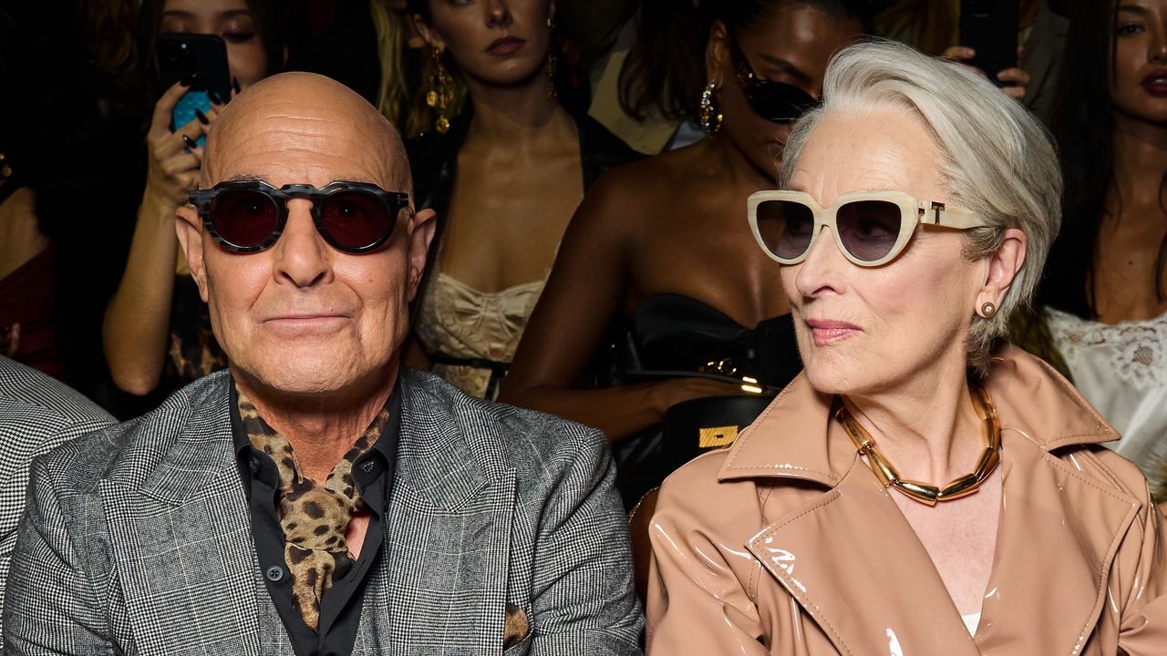 Miranda Priestly da Dolce&Gabbana: il look stile italiano con trench e pochette animalier alla Milano Fashion Week