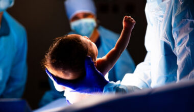 Nato Mattia, il secondo bebè dato alla luce da una donna con utero trapiantato
