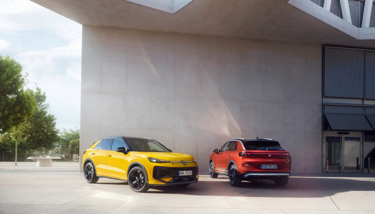 Nuova Volkswagen T-Roc ordinabile in Italia, i prezzi del SUV compatto