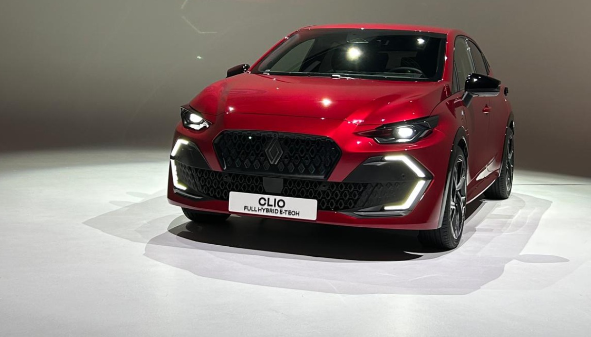 design rivisto e motori anche full hybrid