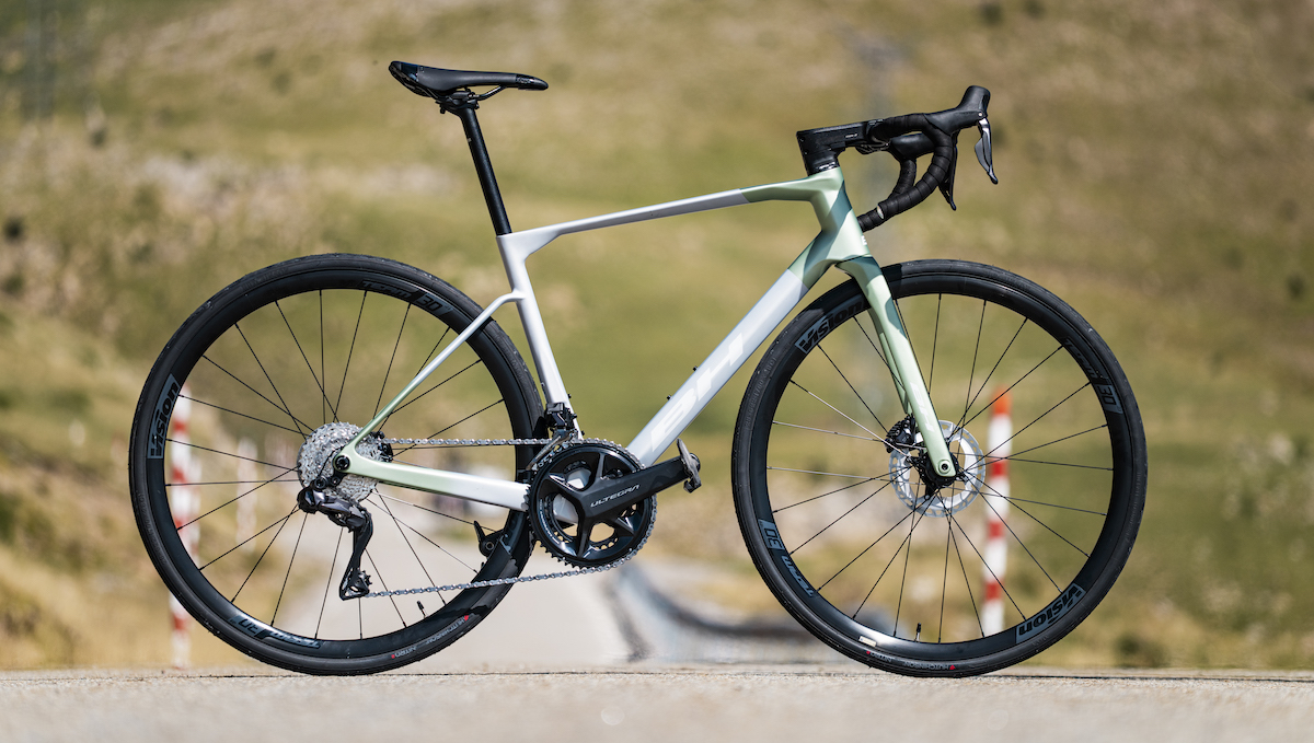 con Shimano Ultegra Di2 a meno di 4.000 euro