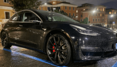 Famiglie solo elettriche, altro che seconda auto