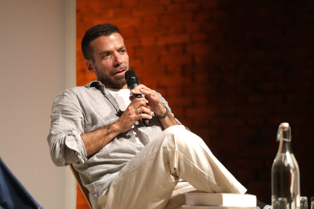 Stefano Sgambati Parlarne tra amici.