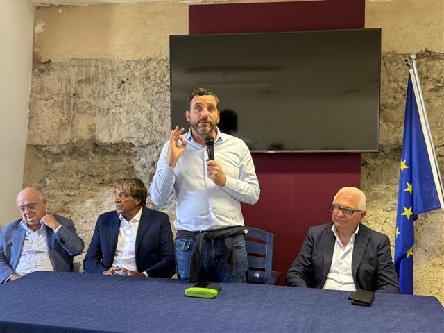 elezioni regionali; candidato centrodestra a presidente regione  Tomasi all’isola d’Elba incontra i cittadini per parlare di trasporti, servizi sanitari, assetto idrogeologico – Centritalia News