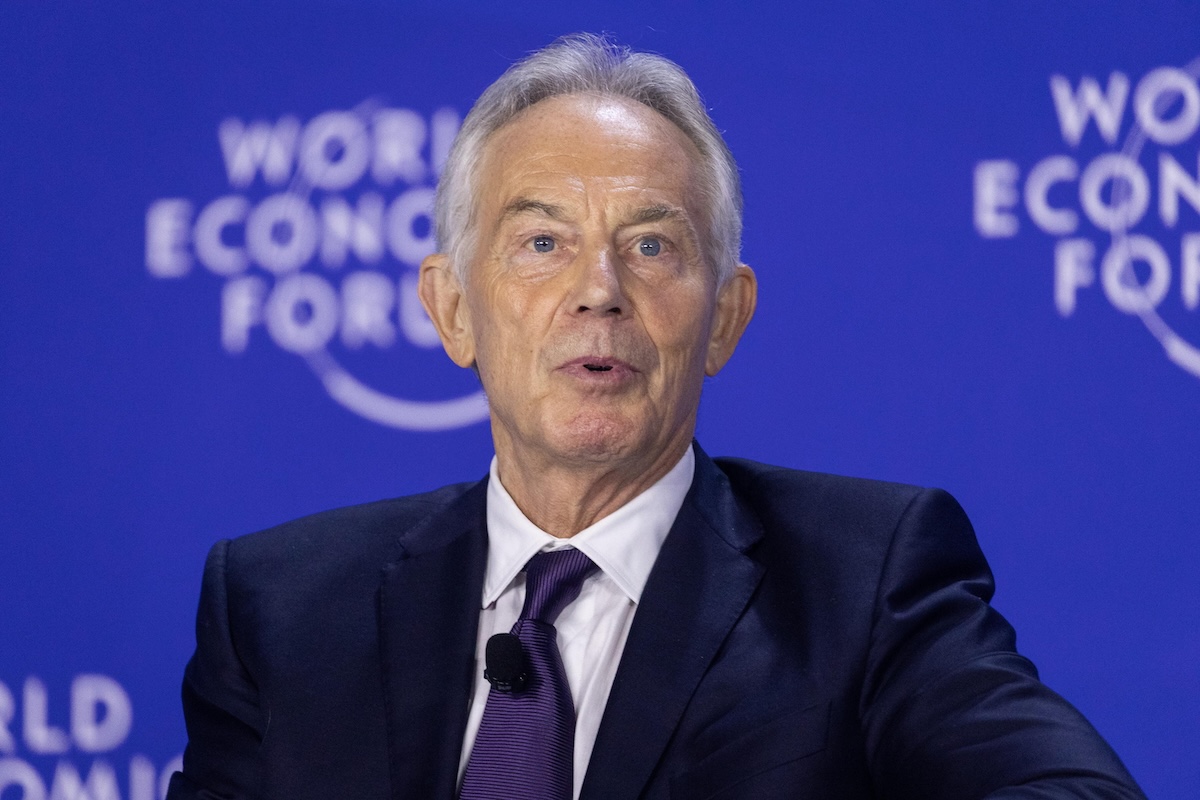 Tony Blair alla guida della Striscia di Gaza al posto di Hamas, la «pazza idea» di Donald Trump per il dopoguerra. Cosa prevede il piano