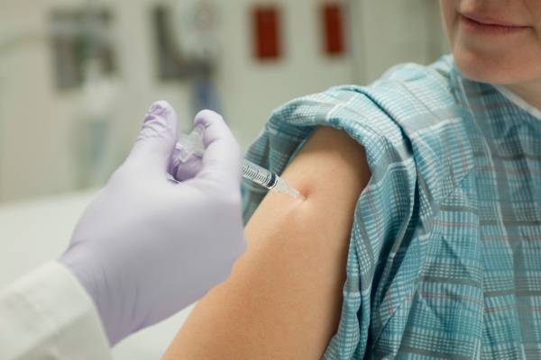 Partono il 1° ottobre le vaccinazioni contro influenza e Covid - Amiatanews