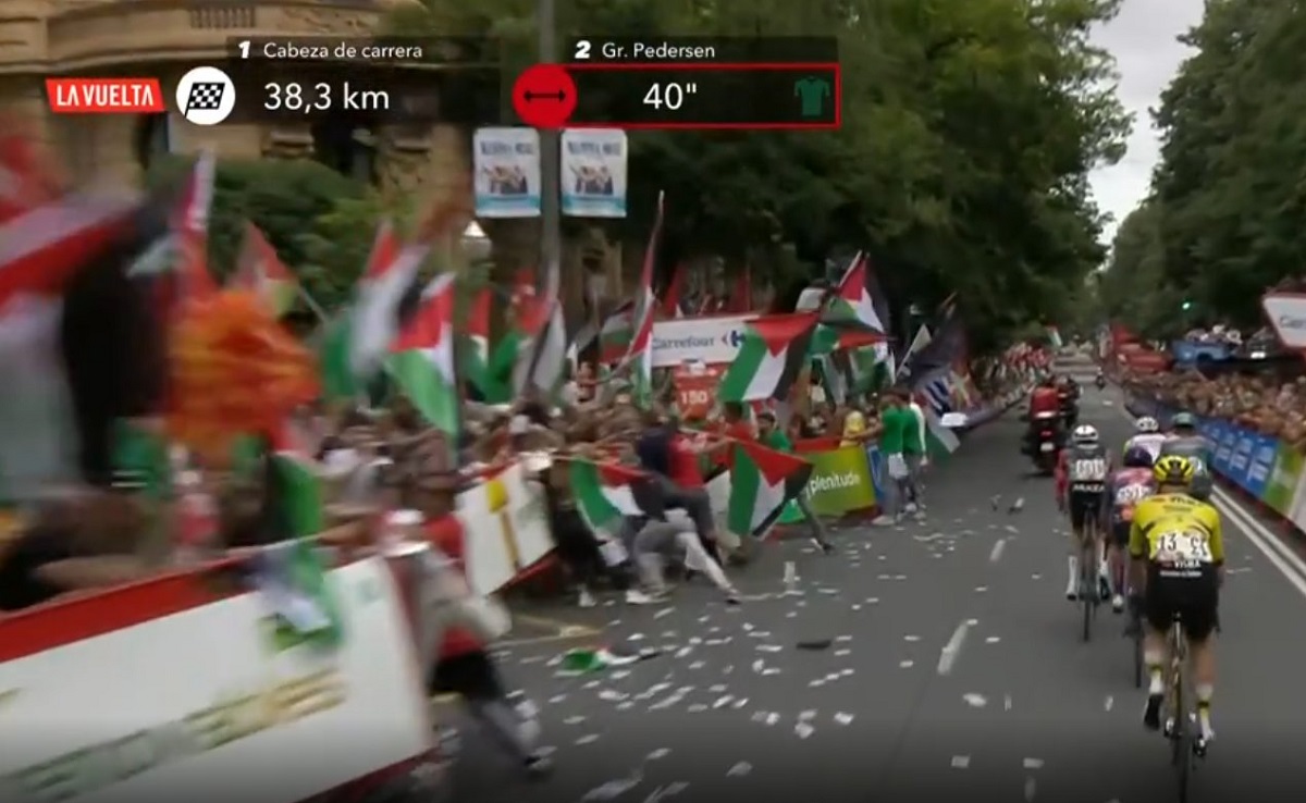 Vuelta a España 2025, clamoroso: a causa delle proteste al traguardo di Bilbao non ci sarà vincitore di tappa, tempi per la classifica presi a 3 KM dall'arrivo - | CyclingPro.Net