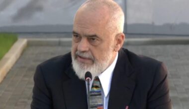 Presentazione del nuovo Ministro della Salute, Rama: Utilizzeremo l'intelligenza artificiale nel sistema sanitario