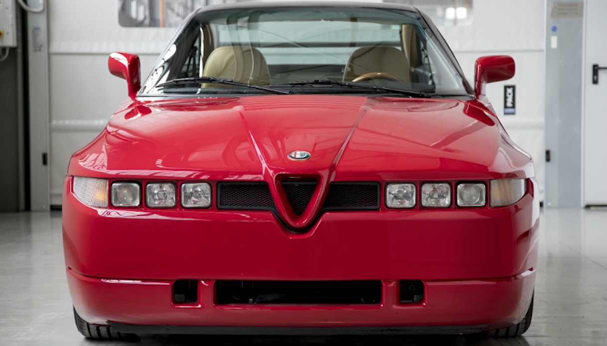 Alfa Romeo SZ: il “Mostro” che ha fatto la storia
