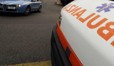 Napoli, uccide il marito a coltellate durante lite: arrestata