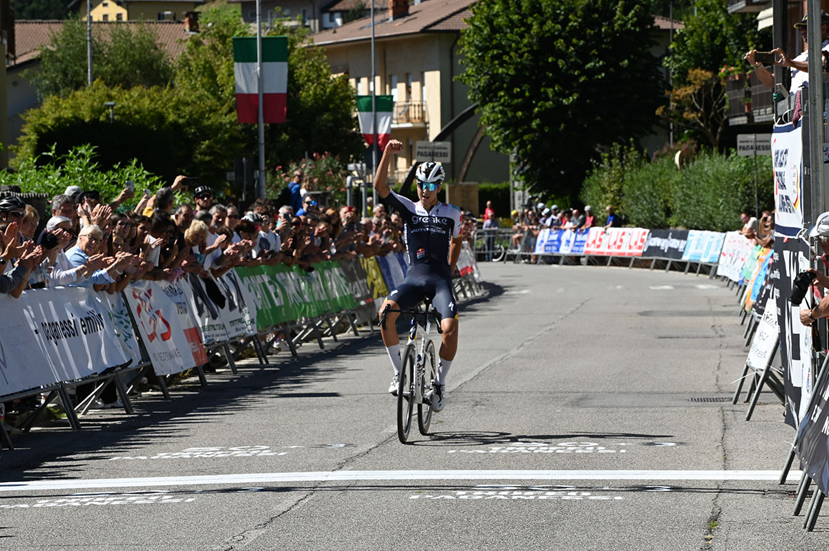 2 Giorni Internazionale Juniores di Vertova: il lettore Georgs Tjumins vince il 53° Trofeo Paganessi - BICITV