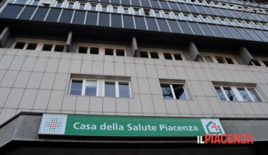 Per la Festa dei Nonni vaccinazioni gratuite all'Asl: ecco quali