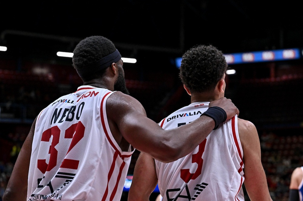 L'Olimpia Milano inizia la sua Eurolega. Esordio a Belgrado con la Stella Rossa. Assente Brown, ma c'è Guduric