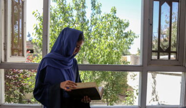I talebani vietano i libri scritti da donne negli atenei afghani - News