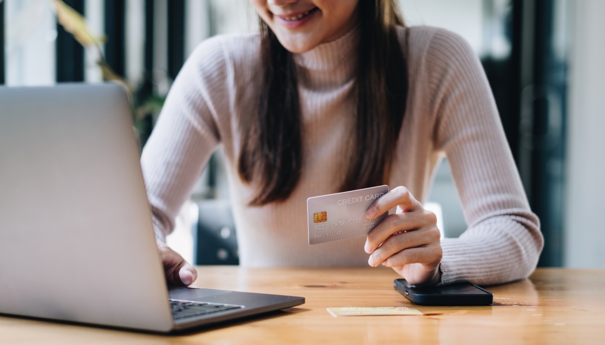 vantaggi, rischi e come proteggersi dalle truffe